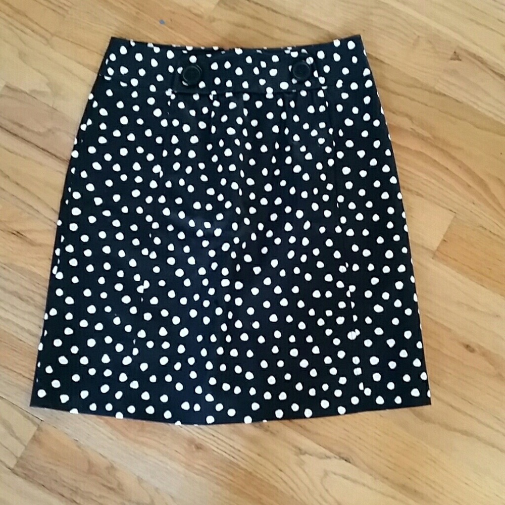 Cute skirt.